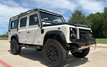 Land-Rover-Defender-1992