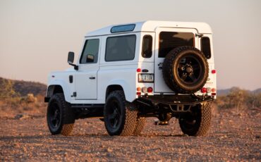 Land-Rover-Defender-1992-4