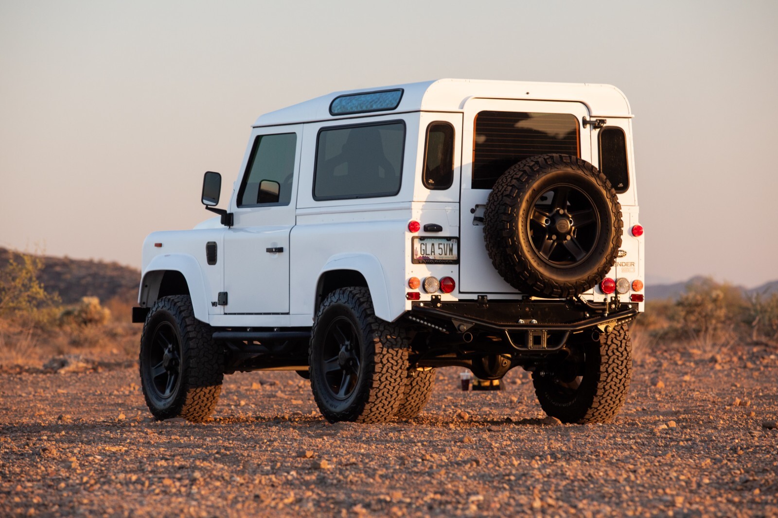 Land-Rover-Defender-1992-4