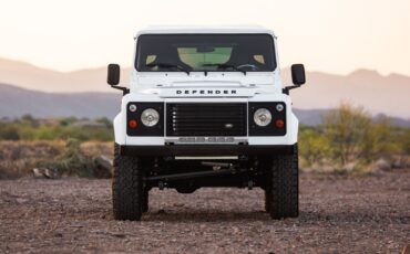 Land-Rover-Defender-1992-5