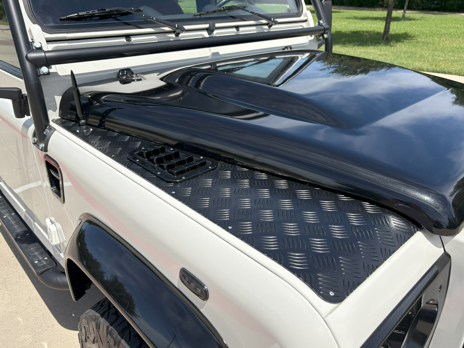 Land-Rover-Defender-1992-8