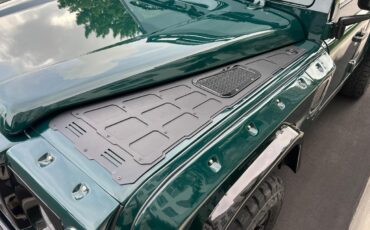 Land-Rover-Defender-1994-SUV-15