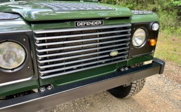 Land-Rover-Defender-1994-Standard-Cab-Pickup-10