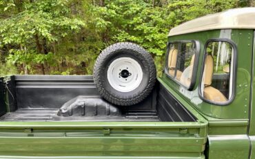 Land-Rover-Defender-1994-Standard-Cab-Pickup-22