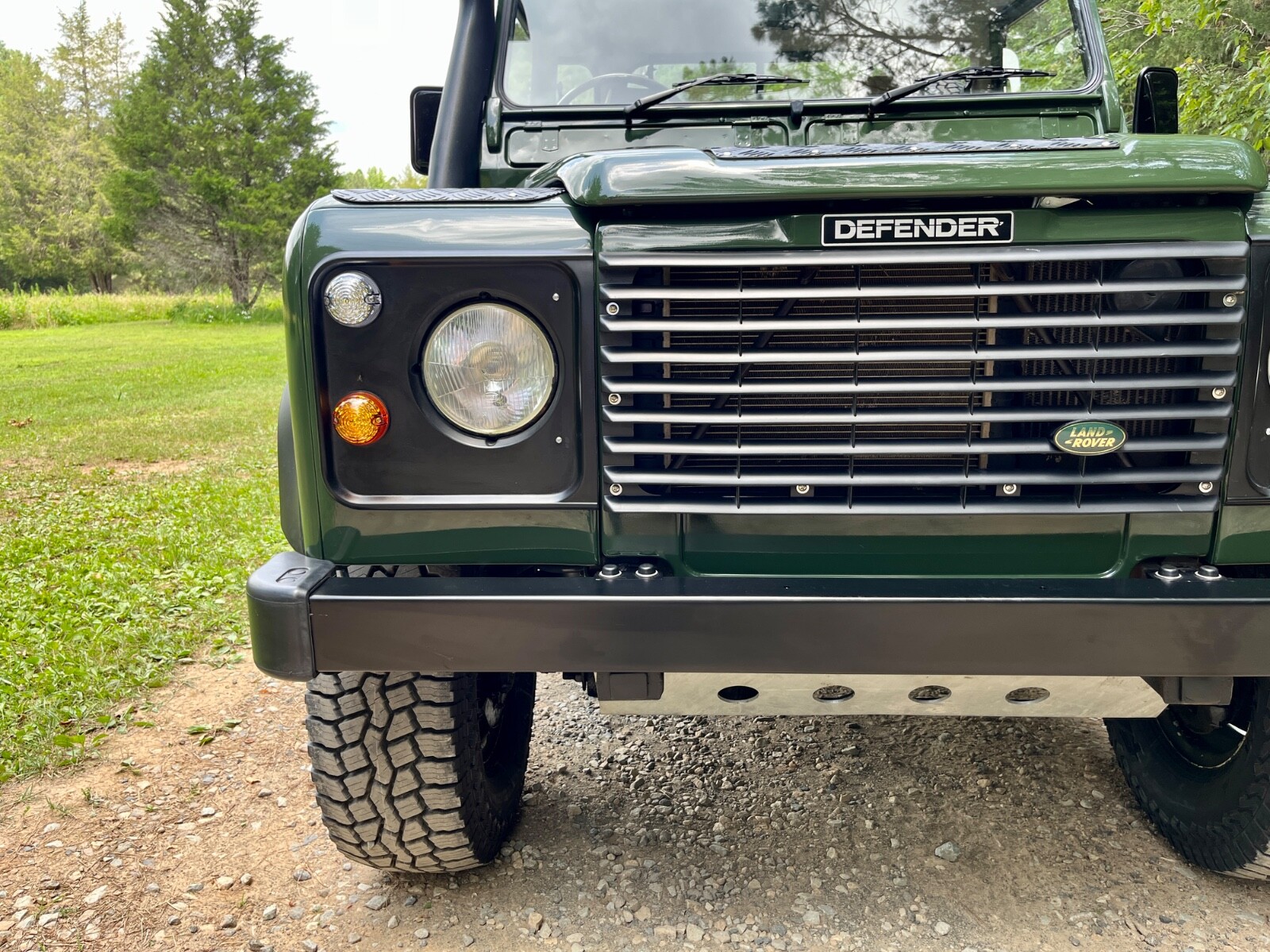 Land-Rover-Defender-1994-Standard-Cab-Pickup-9