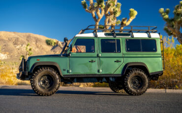 Land-Rover-Defender-1995-10