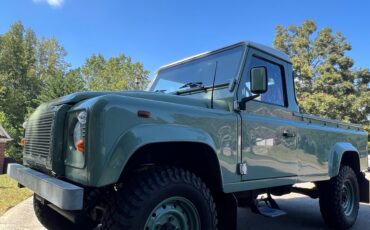 Land-Rover-Defender-1995-12
