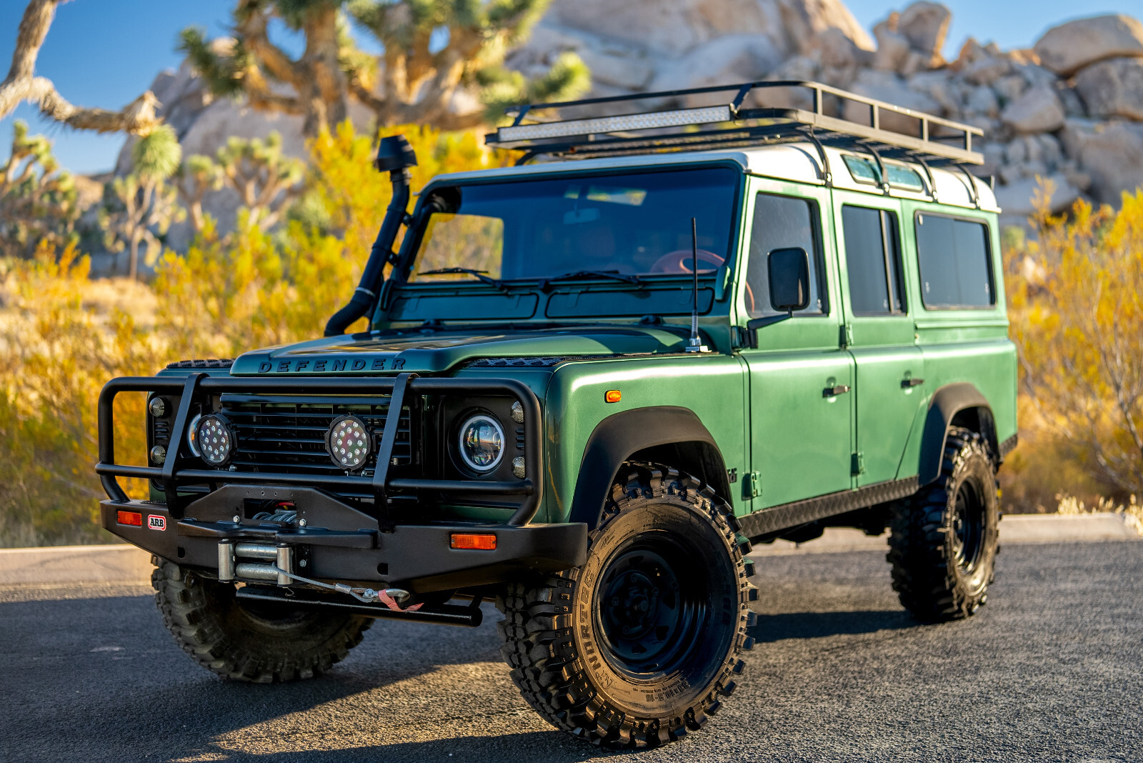 Land-Rover-Defender-1995-15