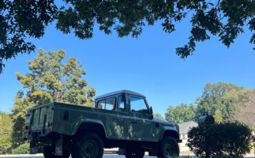Land-Rover-Defender-1995-24