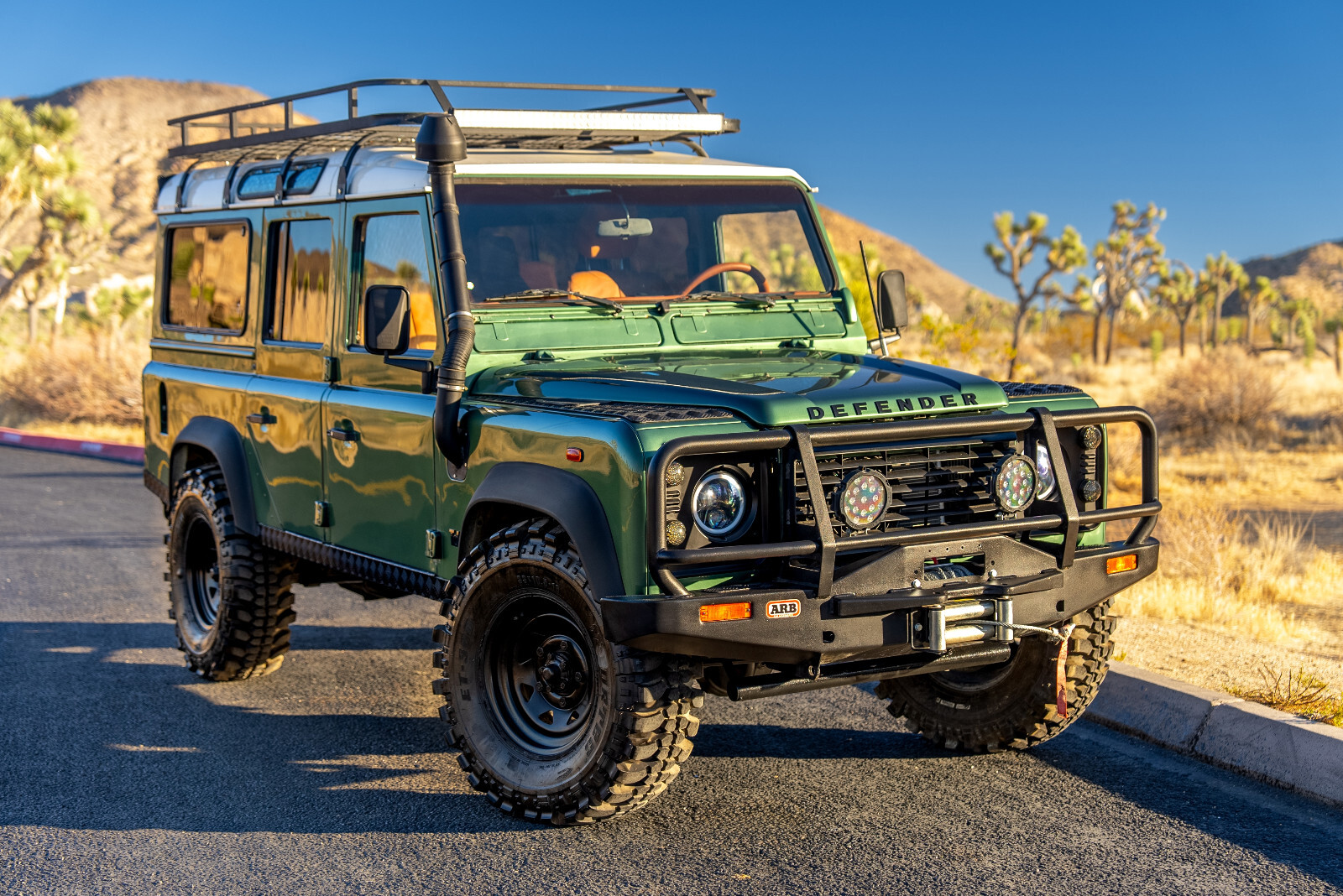 Land-Rover-Defender-1995-3