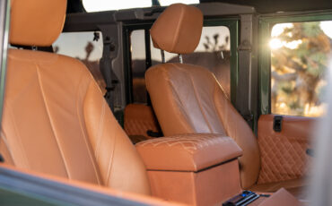 Land-Rover-Defender-1995-31
