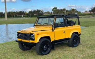 Land-Rover-Defender-1995-Convert-1
