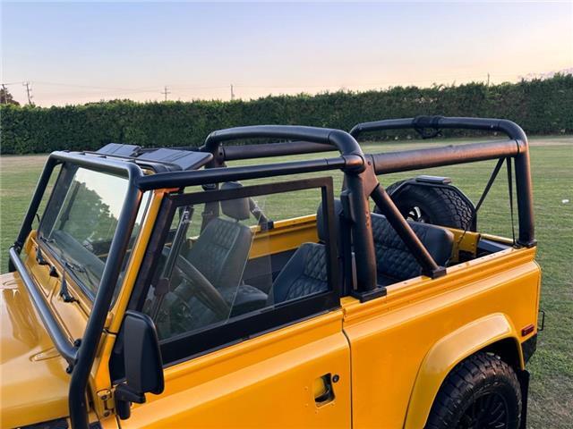 Land-Rover-Defender-1995-Convert-10