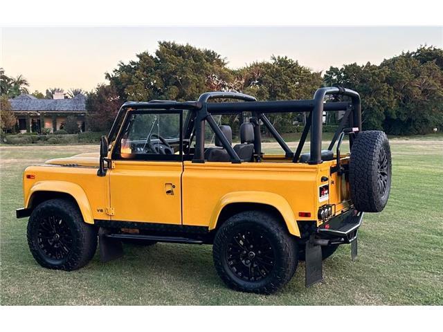 Land-Rover-Defender-1995-Convert-11