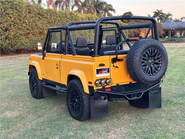 Land-Rover-Defender-1995-Convert-13