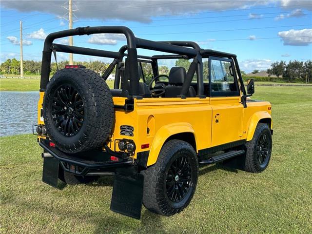 Land-Rover-Defender-1995-Convert-6