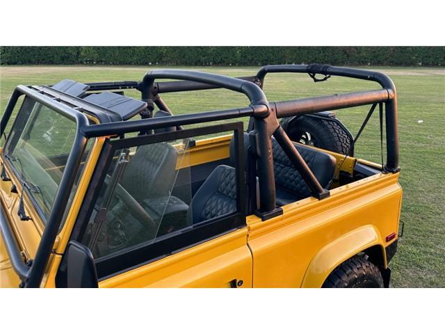 Land-Rover-Defender-1995-Convert-9