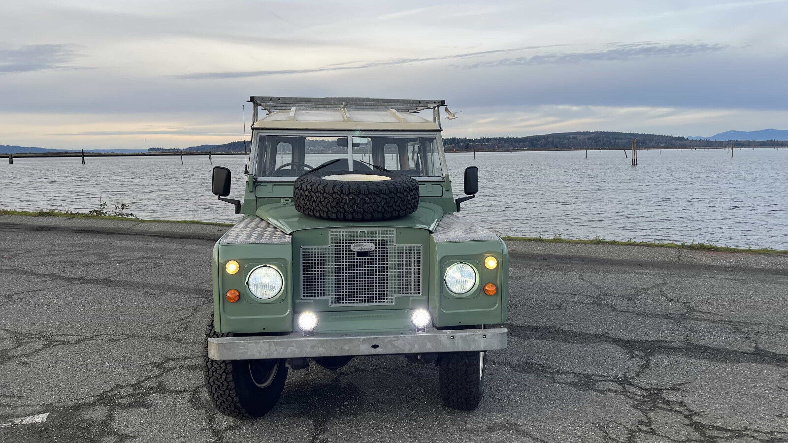 Land-Rover-Other-1974-1