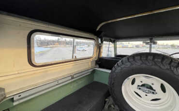 Land-Rover-Other-1974-12