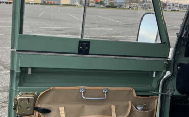 Land-Rover-Other-1974-16