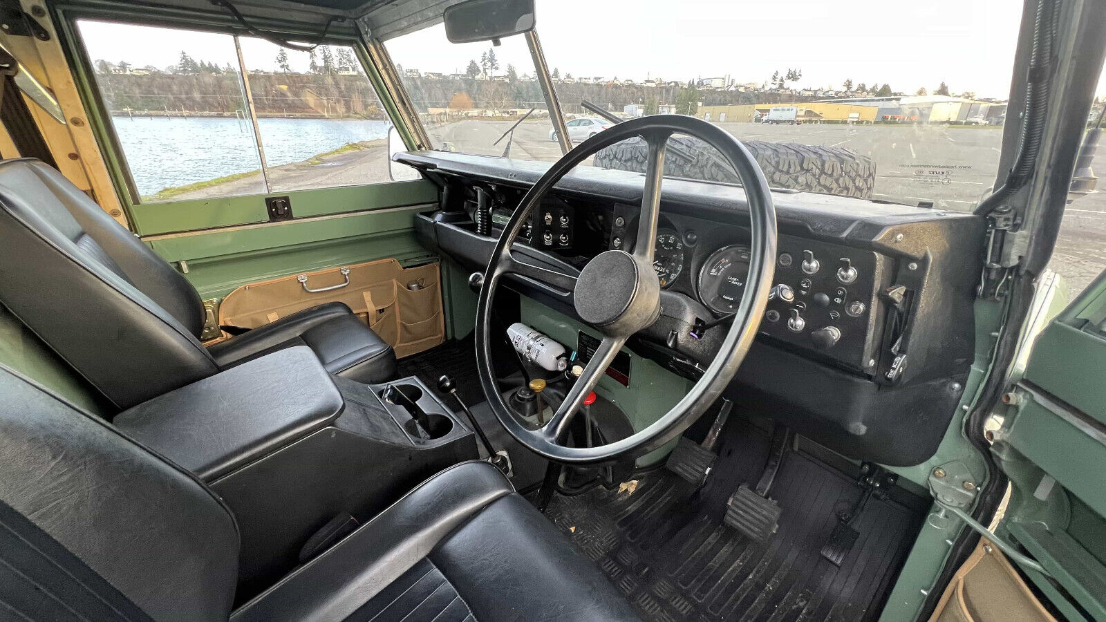Land-Rover-Other-1974-19