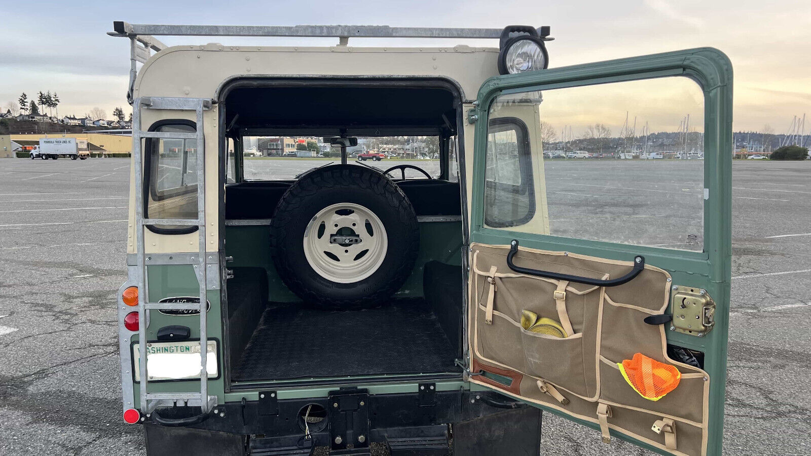 Land-Rover-Other-1974-9