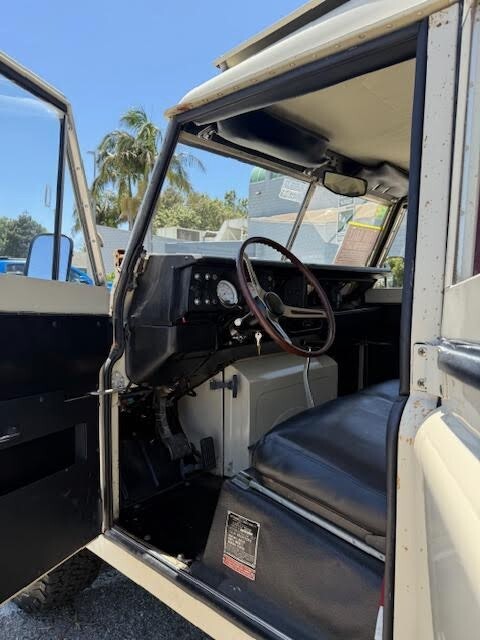 Land-Rover-Pickup-1978-SUV-16