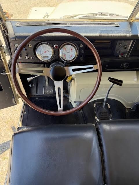 Land-Rover-Pickup-1978-SUV-17