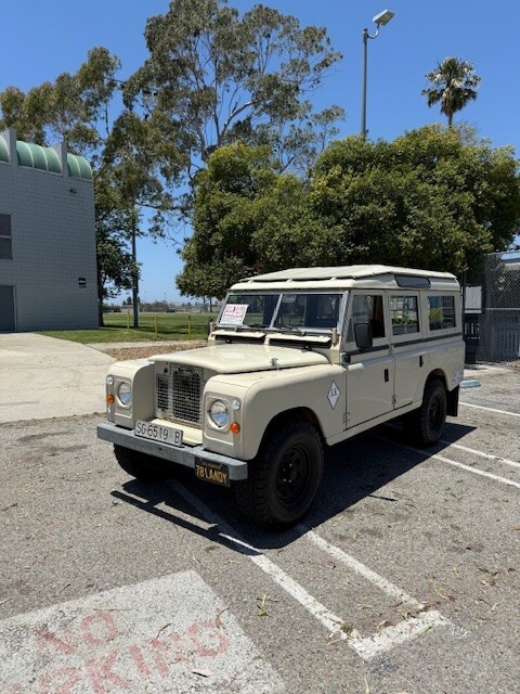 Land-Rover-Pickup-1978-SUV