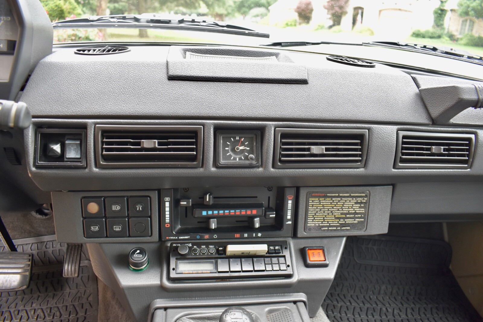 Land-Rover-Range-Rover-1988-SUV-23