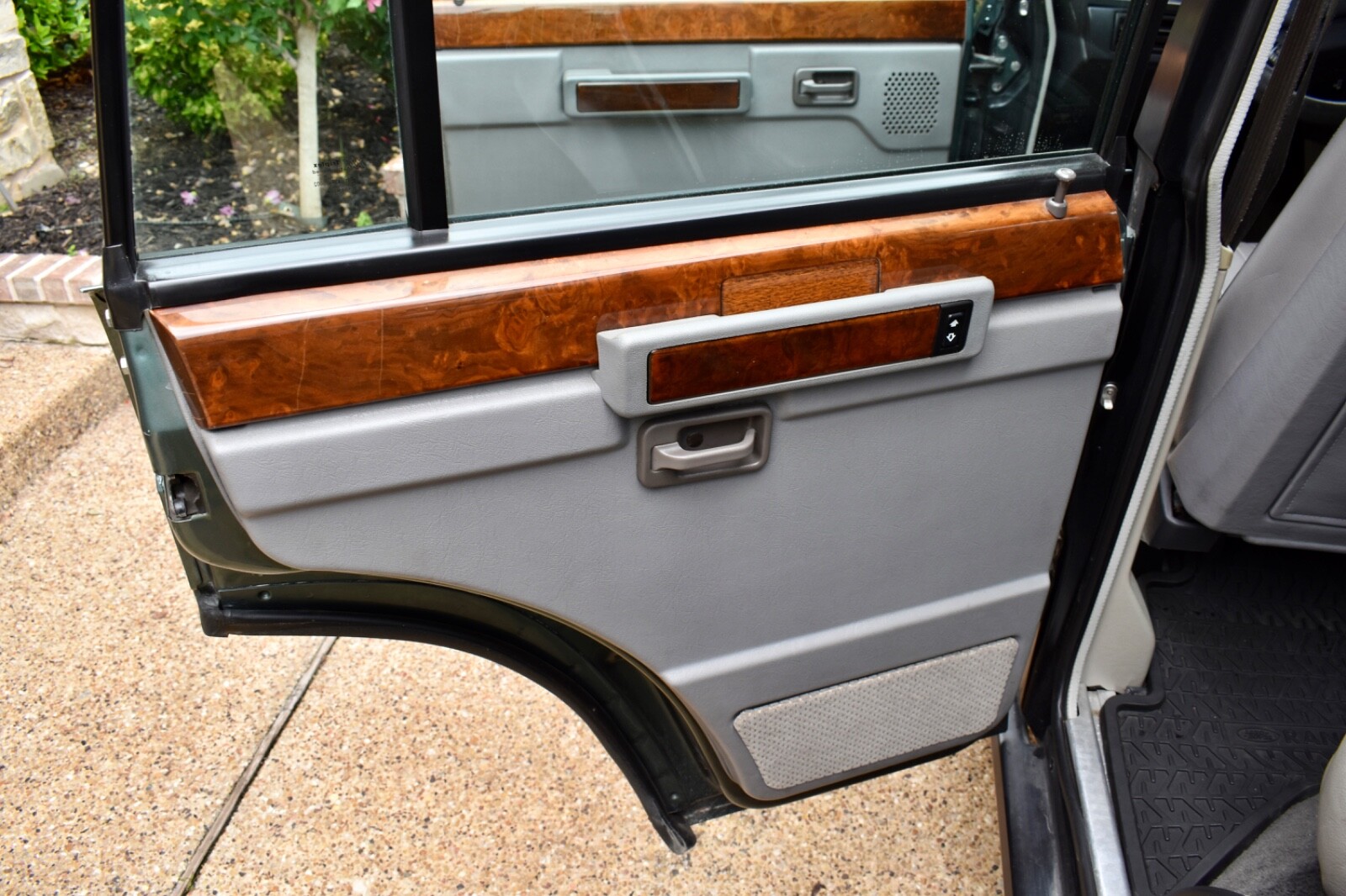 Land-Rover-Range-Rover-1988-SUV-25