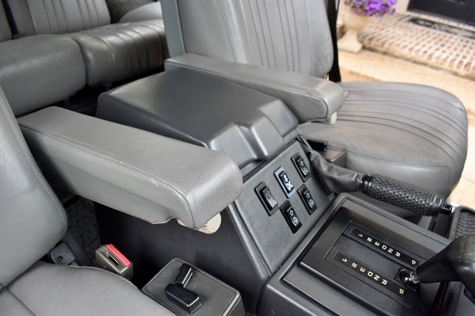 Land-Rover-Range-Rover-1988-SUV-30