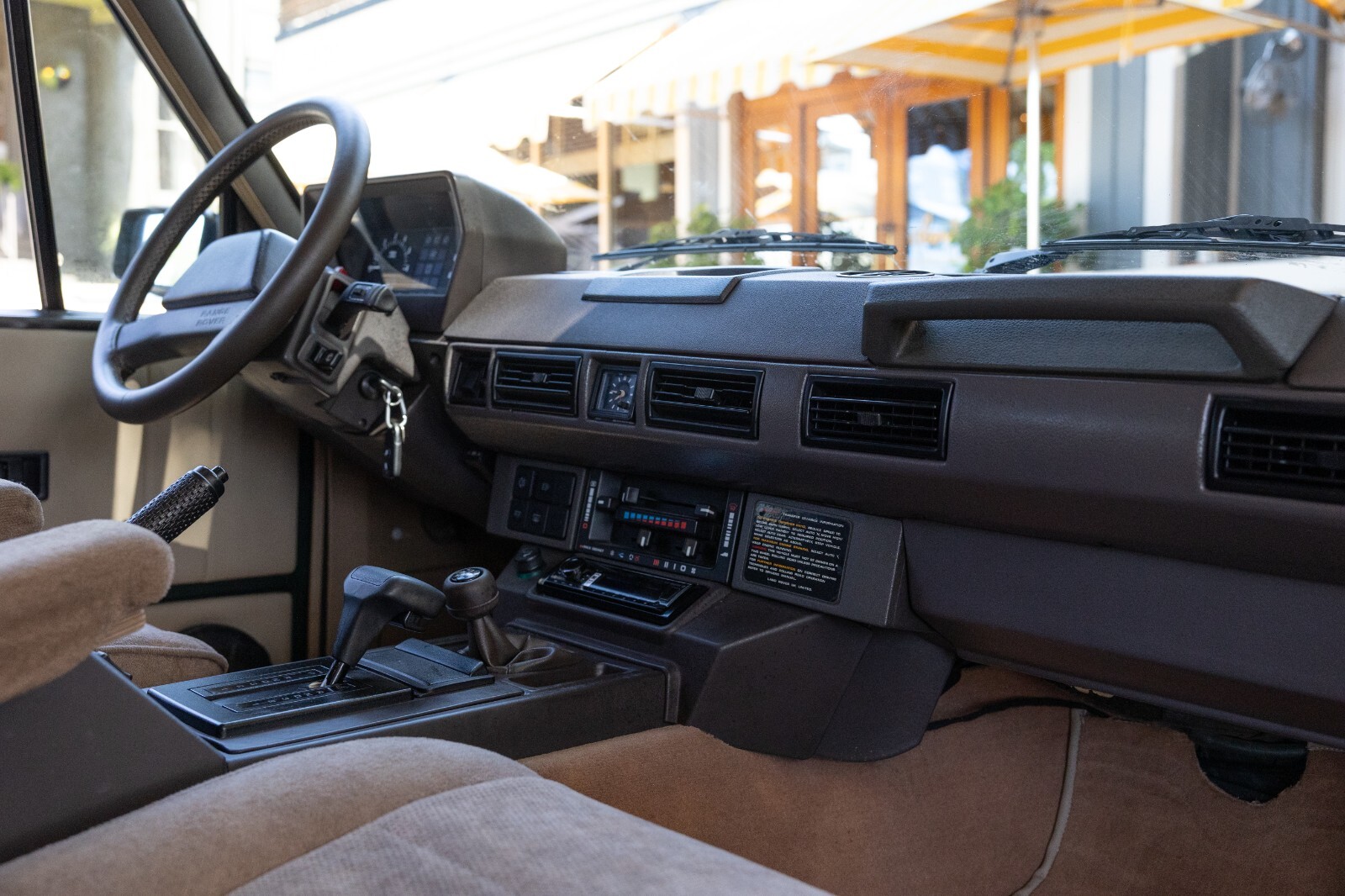 Land-Rover-Range-Rover-1990-SUV-17