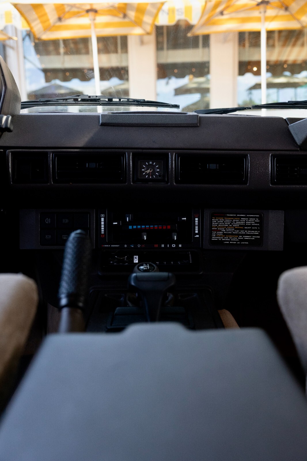 Land-Rover-Range-Rover-1990-SUV-19