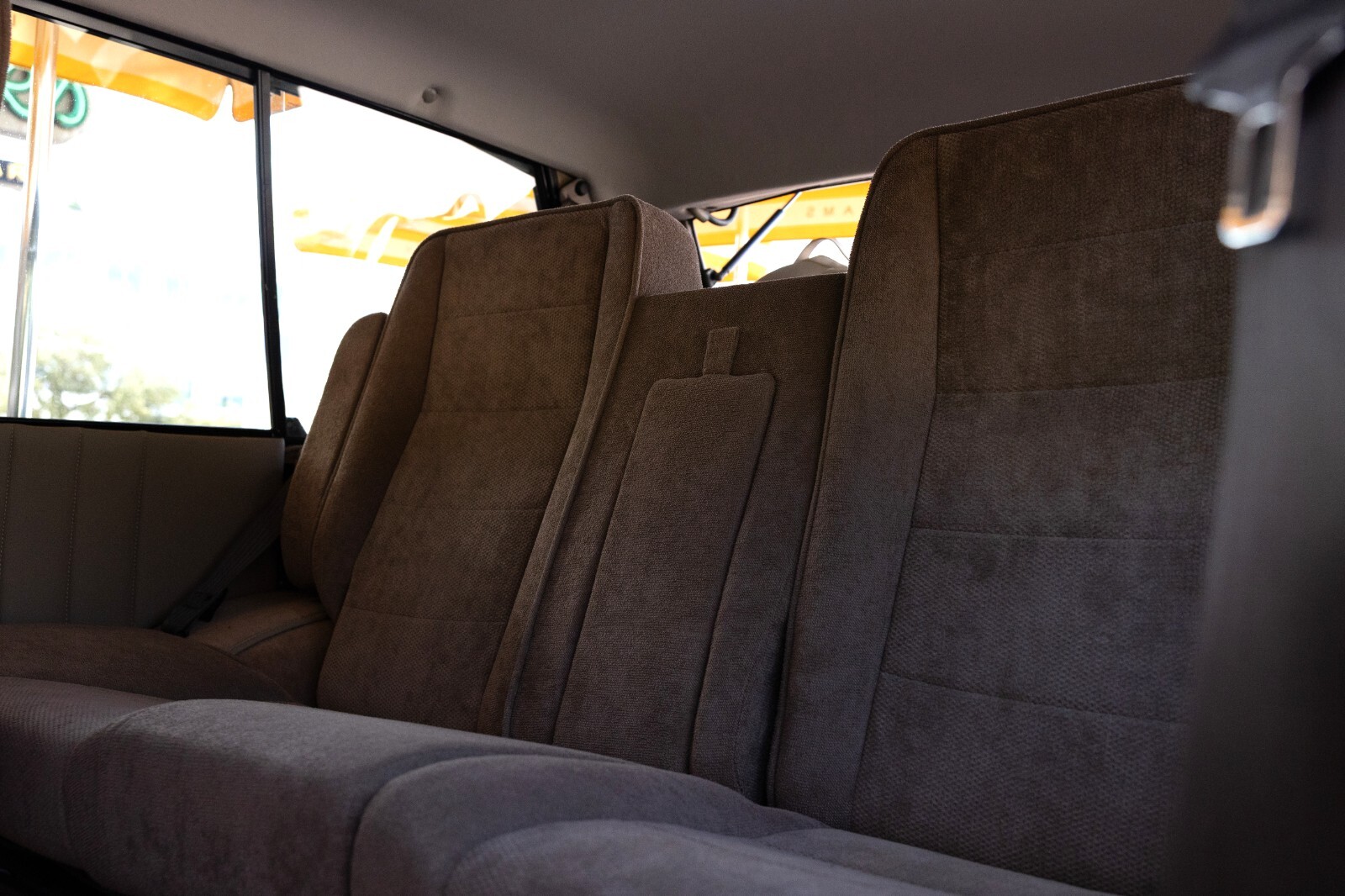 Land-Rover-Range-Rover-1990-SUV-23