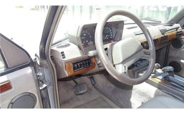 Land-Rover-Range-Rover-1991-SUV-10