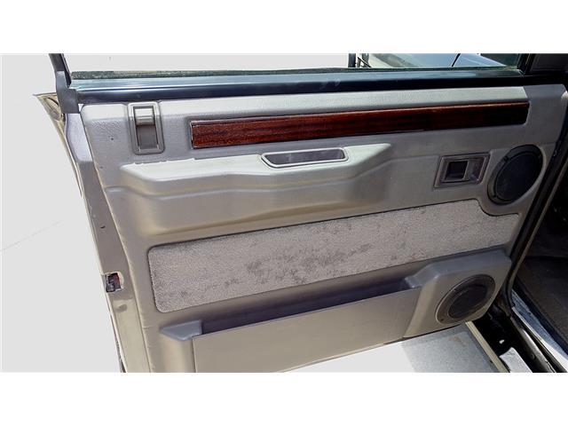 Land-Rover-Range-Rover-1991-SUV-11