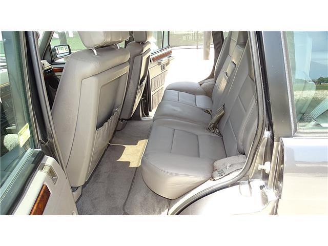 Land-Rover-Range-Rover-1991-SUV-12