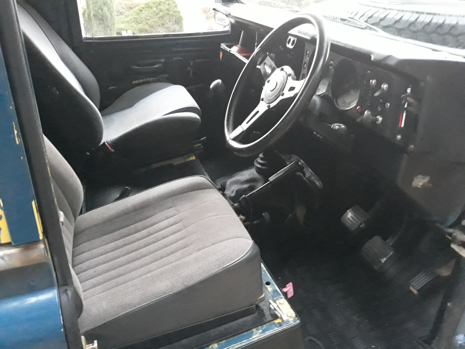 Land-Rover-SERIES-3-1981-Sedan-12