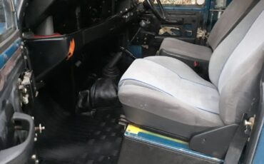 Land-Rover-SERIES-3-1981-Sedan-14