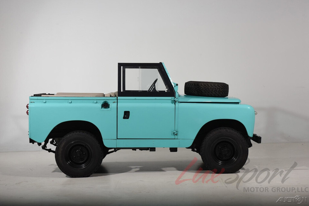 Land-Rover-Safari-1967-17