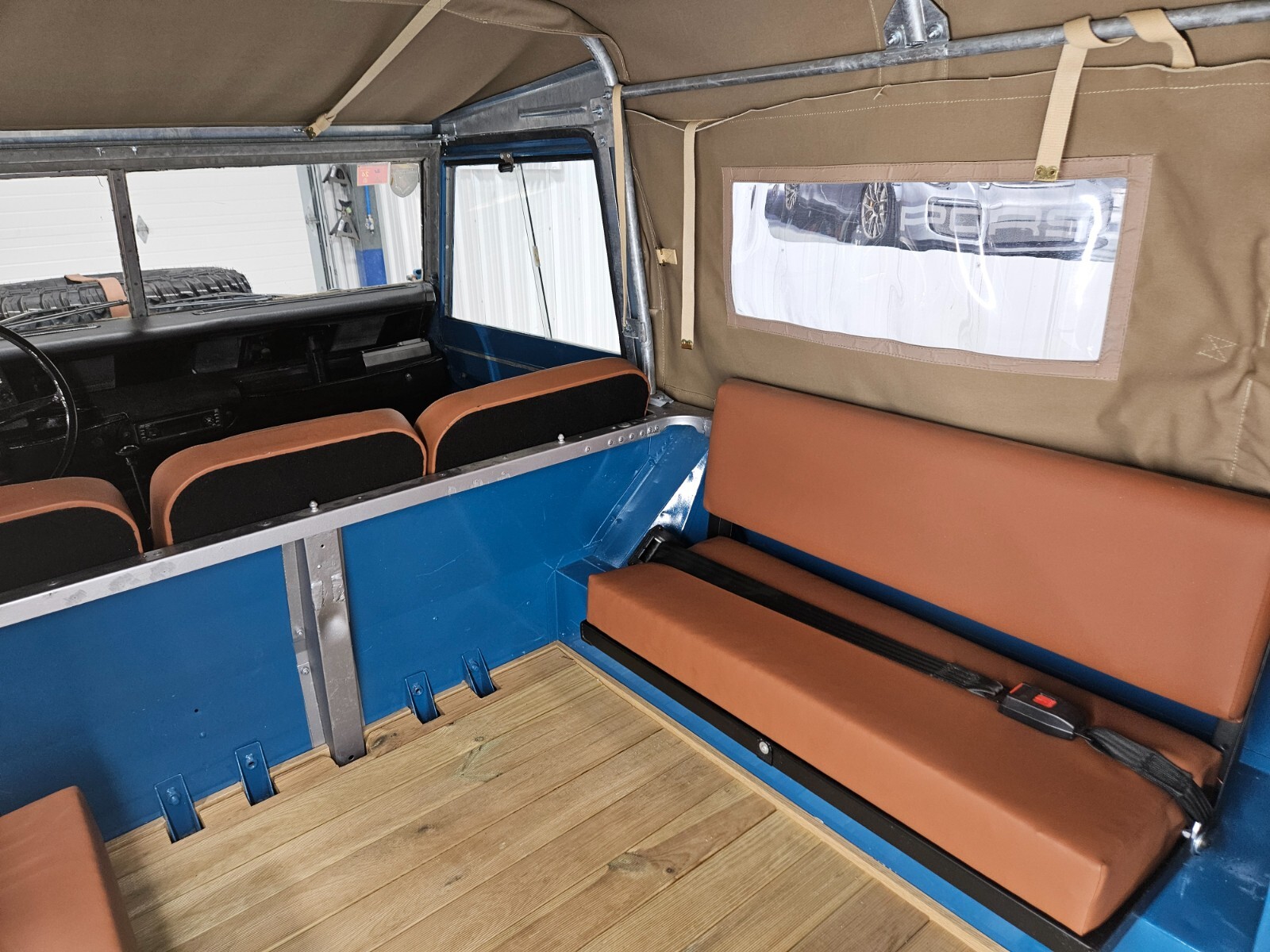 Land-Rover-Series-3-Santana-1973-SUV-26