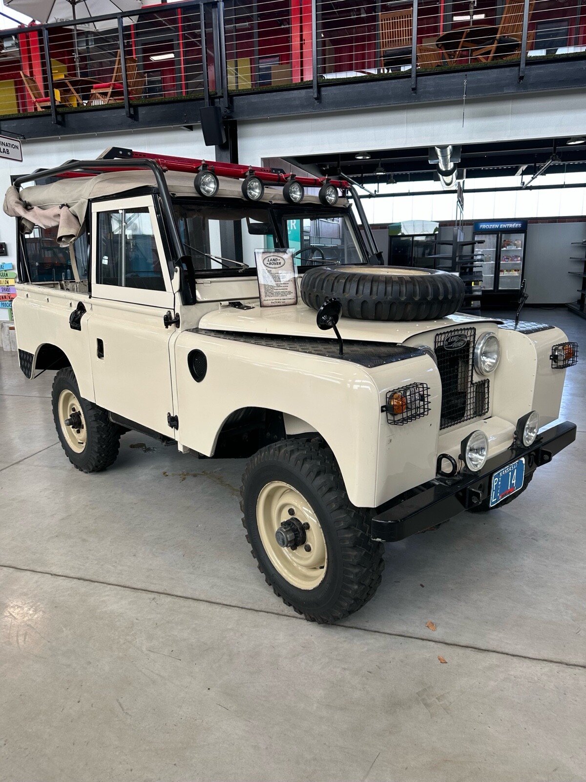 Land-Rover-Series-II-1961