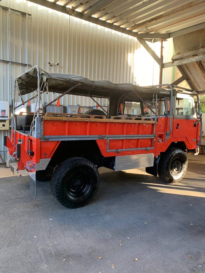 Land-rover-101-forward-control-diesel-1976-orange-2