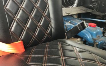 Land-rover-101-forward-control-diesel-1976-orange-8