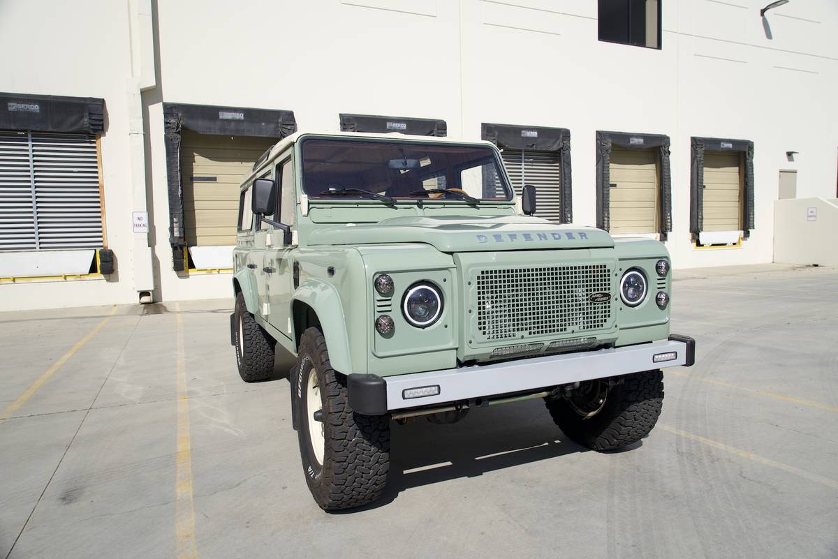 Land-rover-Defender-110-diesel-1987-green-14