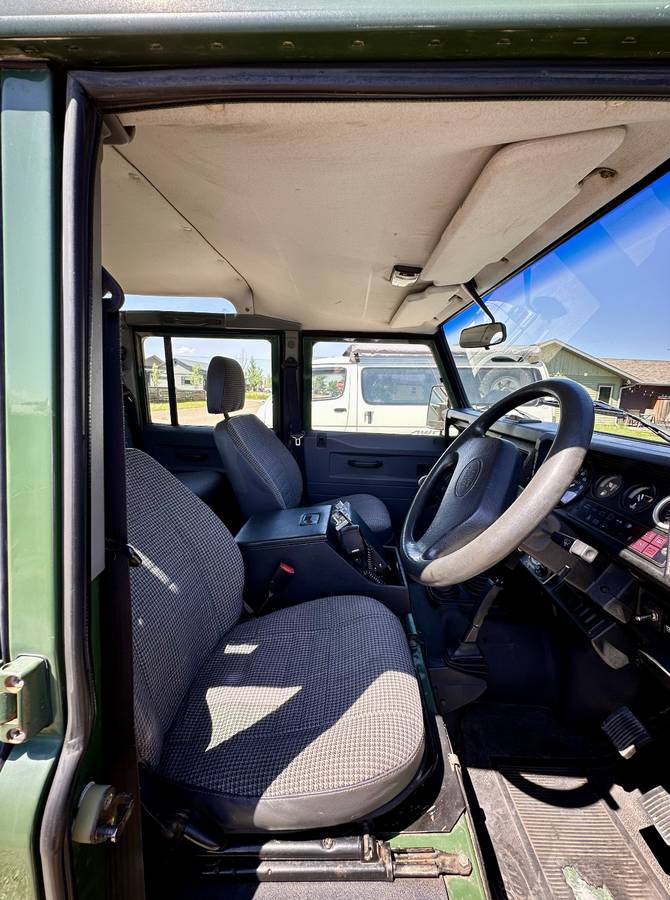Land-rover-Defender-110-diesel-1995-5