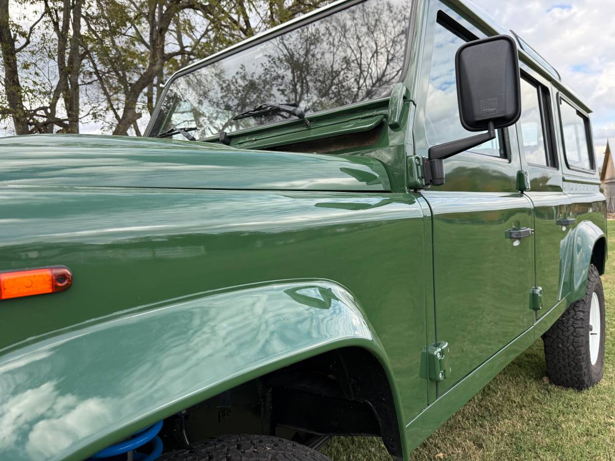 Land-rover-Defender-110-diesel-1995-green-2