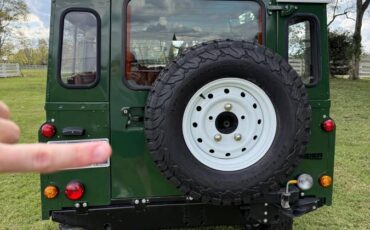 Land-rover-Defender-110-diesel-1995-green