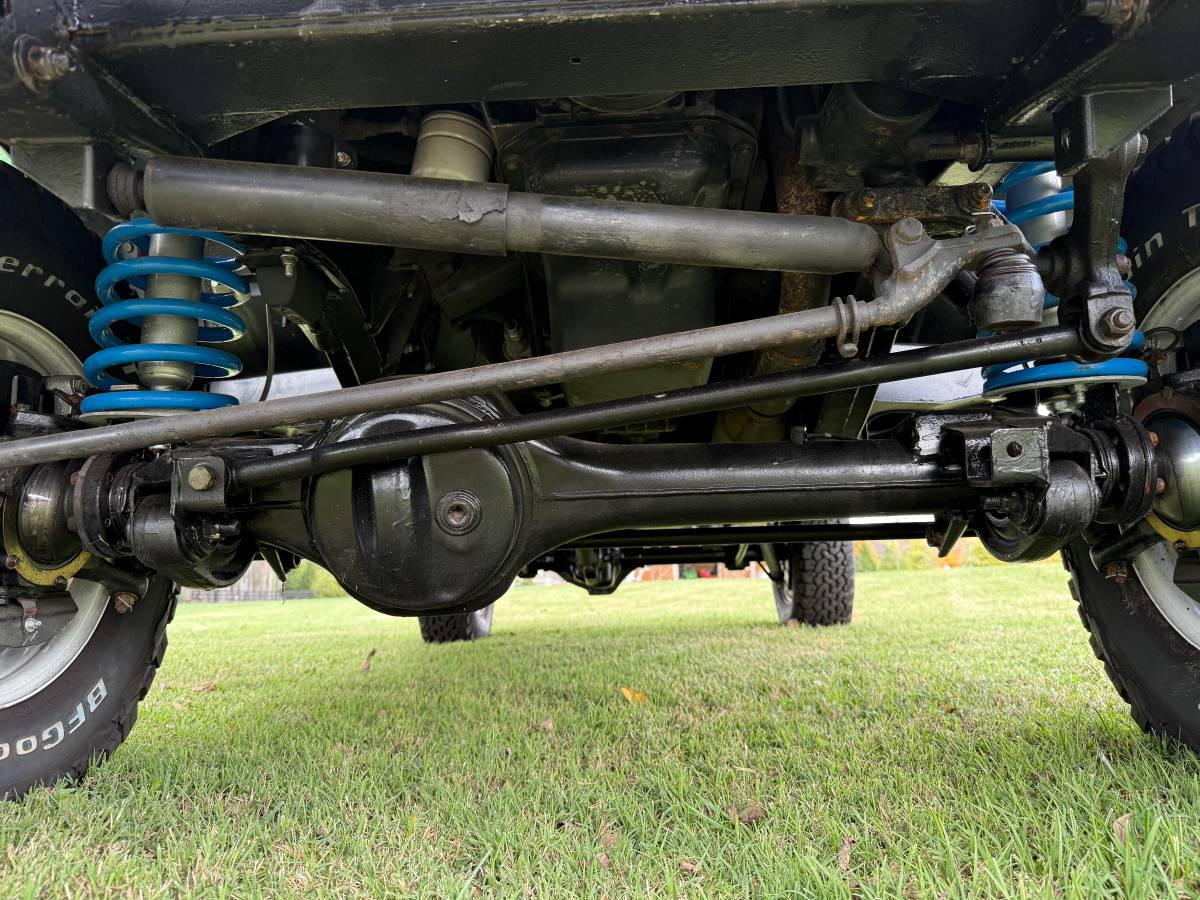 Land-rover-Defender-110-diesel-1995-green-5